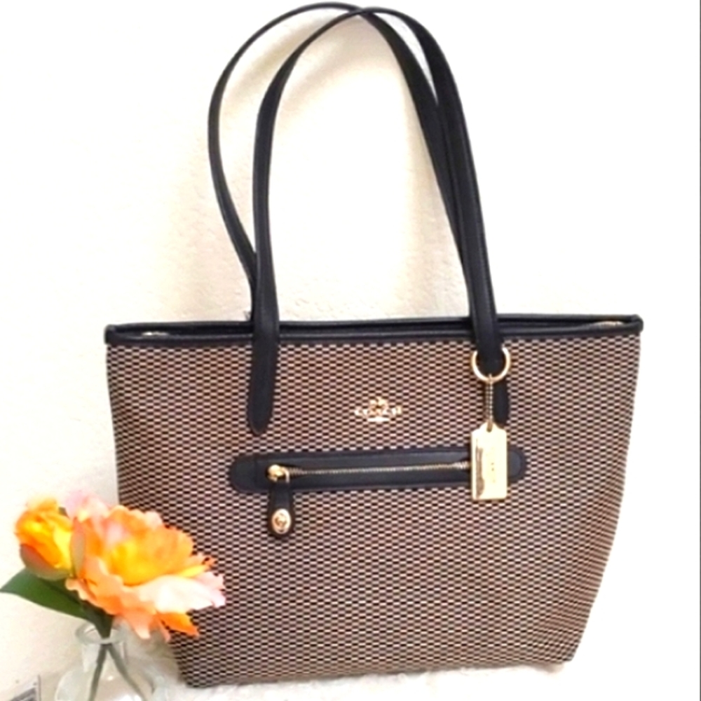 💥 COACH Legacy Navy & Tan Jacquard Shoulder Tote Bag Pre-owned ** - Picture 9 of 13